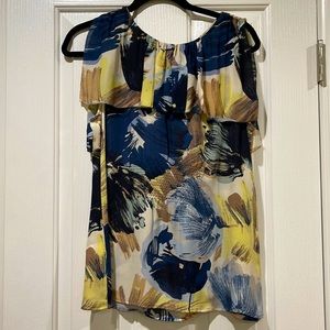 Small BCBG MAXAZRIA pattern top
